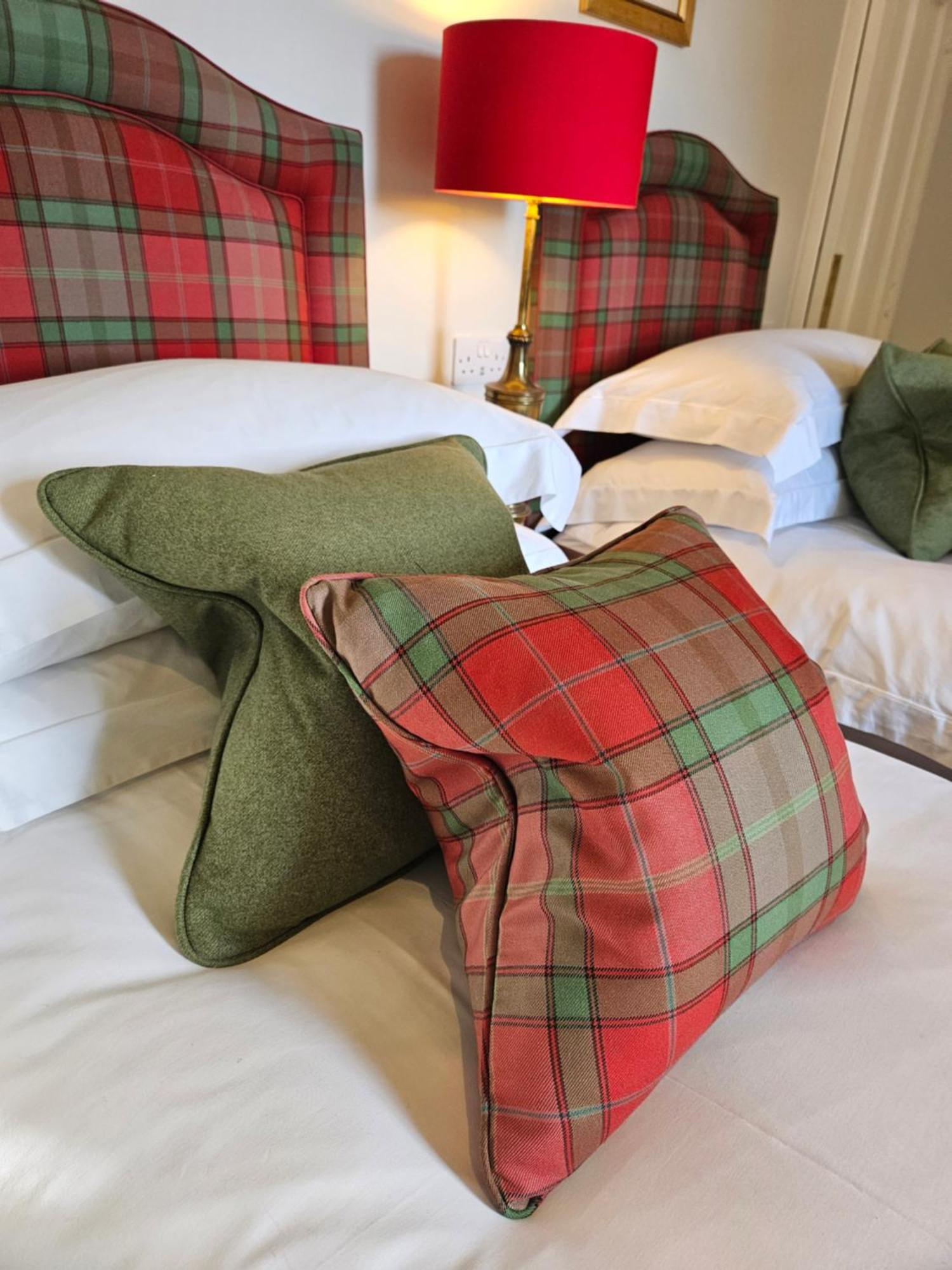Craggan Bed and Breakfast Ballater Buitenkant foto