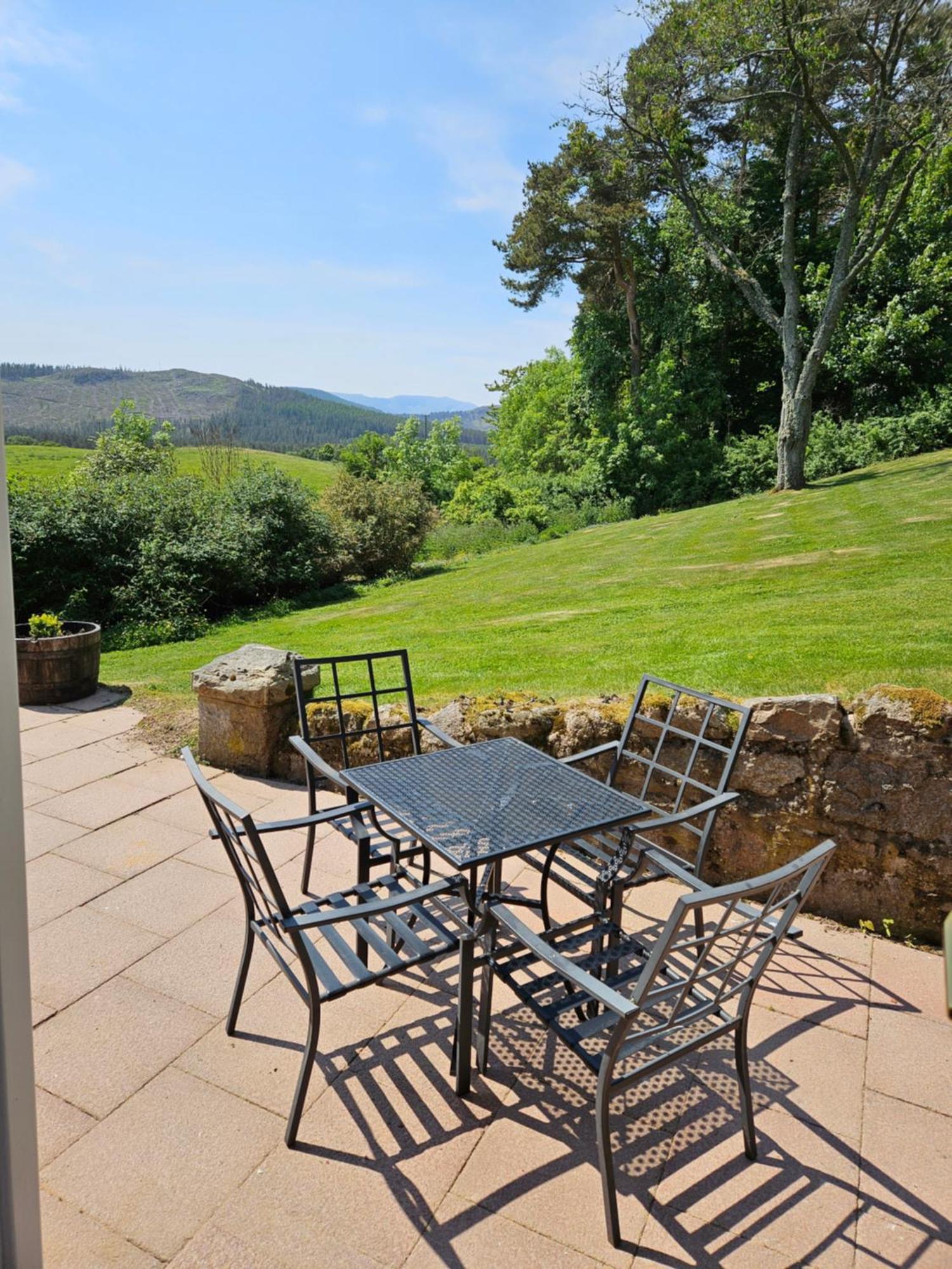 Craggan Bed and Breakfast Ballater Buitenkant foto