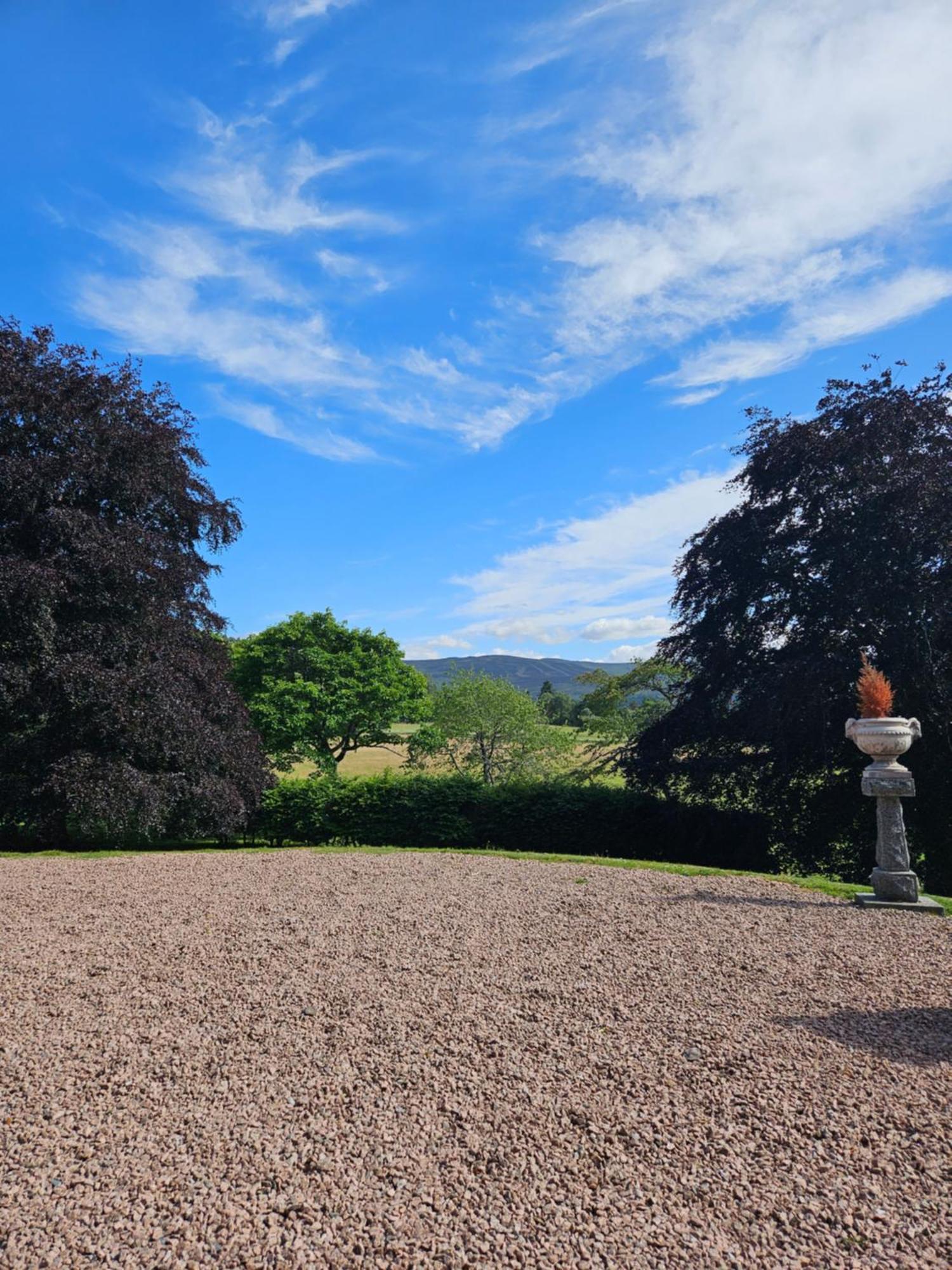 Craggan Bed and Breakfast Ballater Buitenkant foto