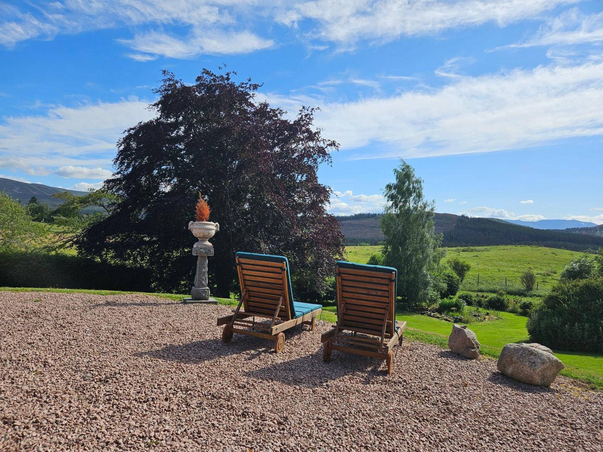 Craggan Bed and Breakfast Ballater Buitenkant foto